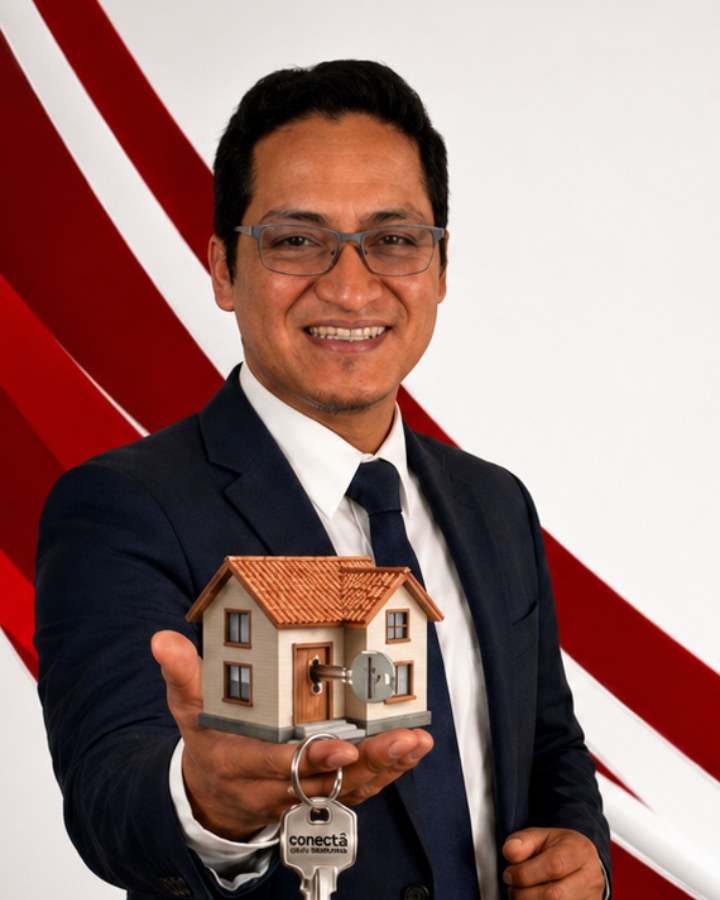 Diego Carrión, Asesor inmobiliario